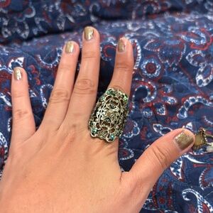 Elegant Silver Filigree Ring